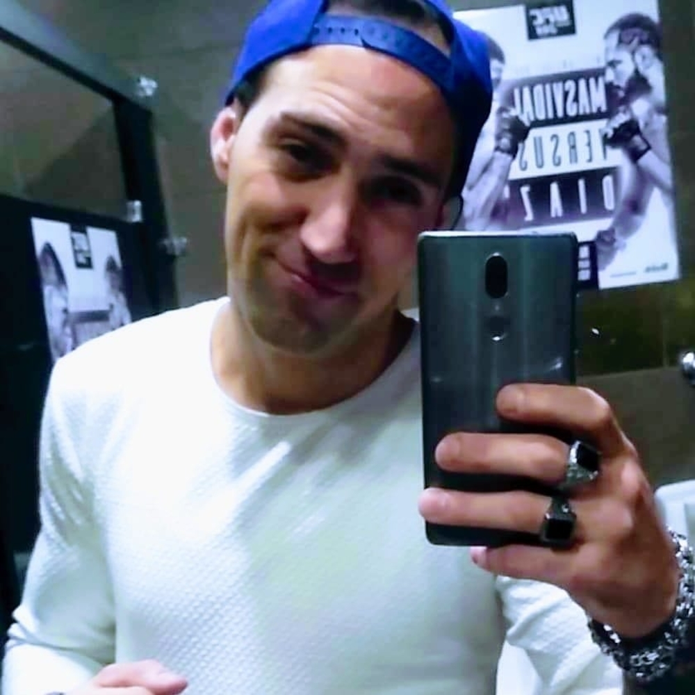 Meet your Posher, Ricardo